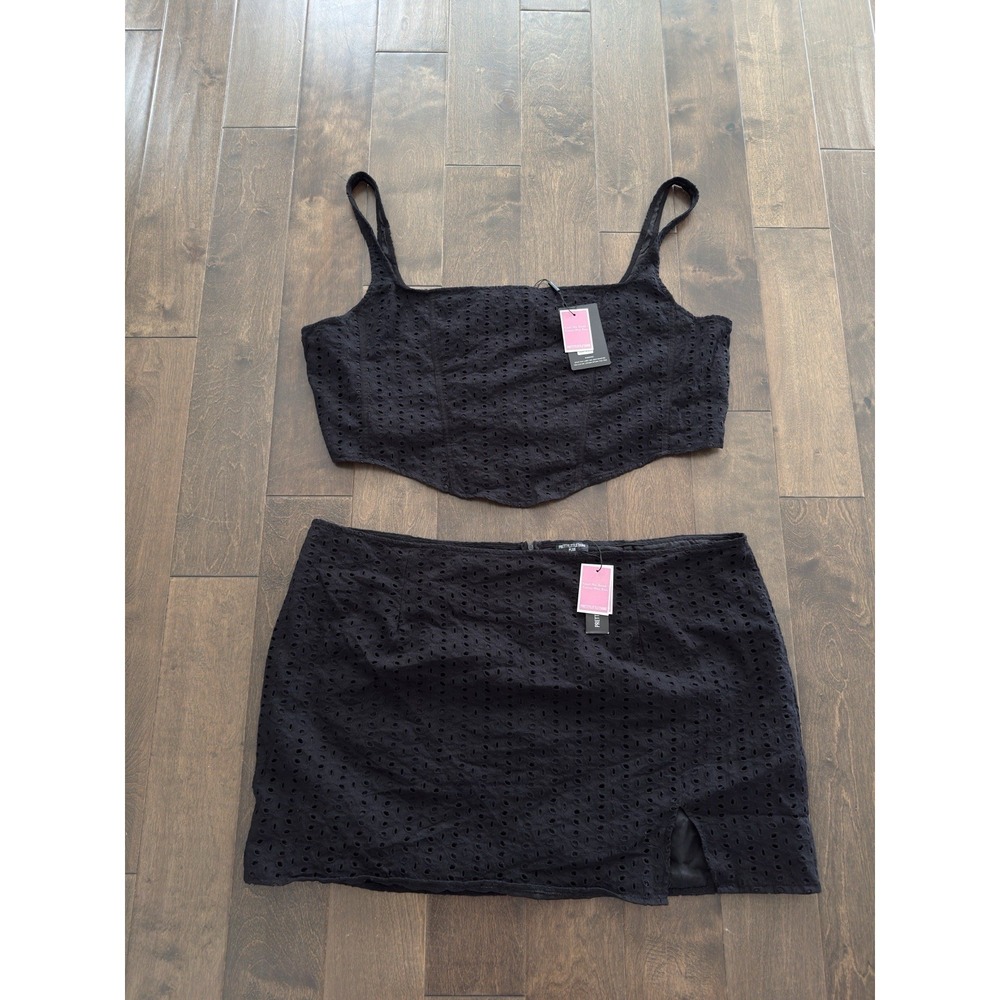 NWT Pretty Little Thing Black Eyelet Corset and Skirt Women's Size US 26 Set - Picture 5 of 14
